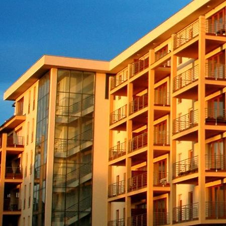 Dunalux Apartman Győr Esterno foto